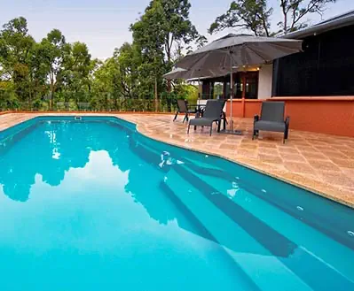 Aquamarine pool colour from Leisure Pools